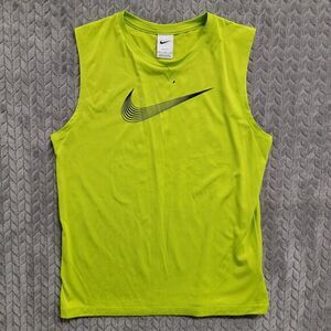 Nike Dri-Fit Boys Hybrid Muscle Training T Shirt Size XL Atomic Green DO7090-321